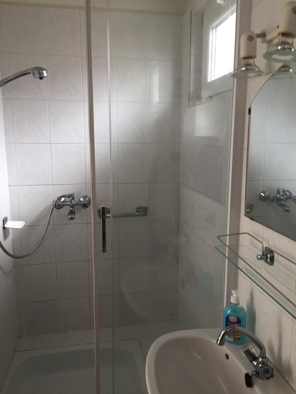 Siraly Apartman Balatonfuzfo Room photo